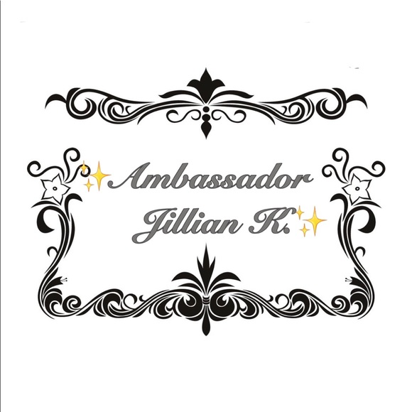 Meet your Posher, Jillian! :) - Picture 1 of 6